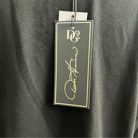 NWT DG2 Short Sleeve V Neck T-shirt With Crocheted Neckline Size Large - Picture 10 of 10